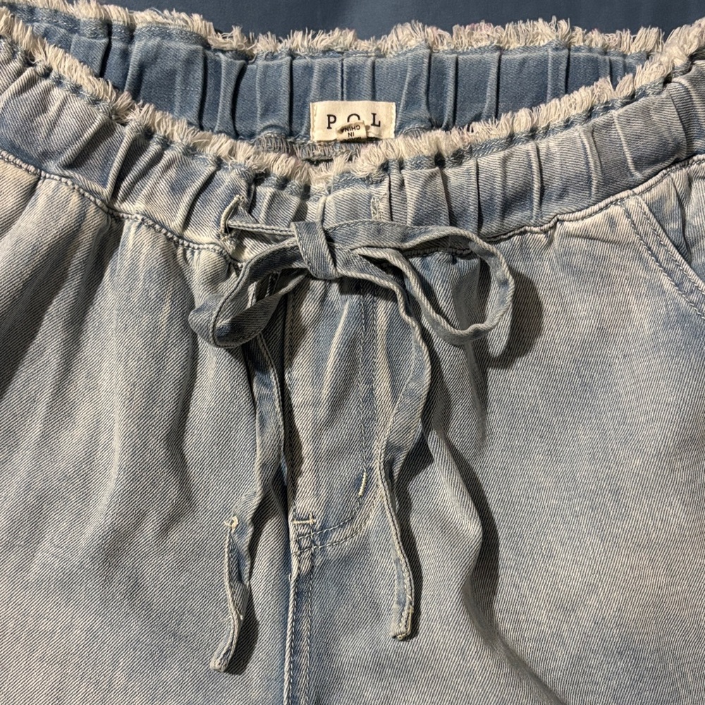 POL Frayed Hem Denim Pants